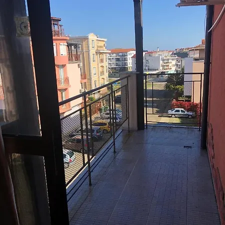 Dunav Apt.4 דירה *