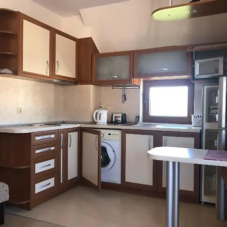 Dunav Apt.4 רבדה